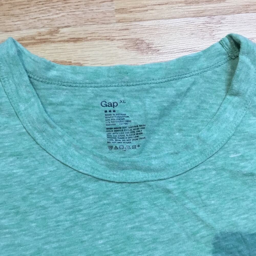 Gap Rustic Tee - Picture 3 of 5